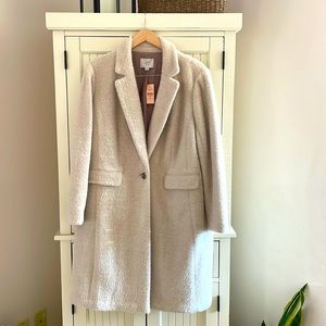 Loft Plus. Long peacoat Beige. Dry cleaned. Heavy good quality. Pet/Smk free